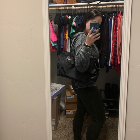 Coach Logo Shoulder Bag - Picture 5 of 13